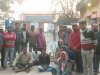 वादाखिलाफी से नाराज मजदूरों ने पंपहाउस में जड़ा ताला 