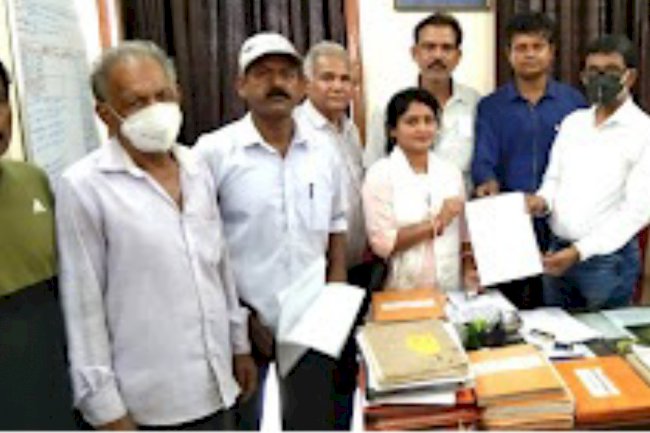यात्री ट्रेन पहले जैसे चलाने की मांग