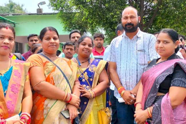 खान प्रबंधन की दादागीरी से नाराज ग्रामीण 