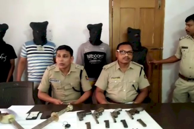 असामाजिक गतिविधियों में लिप्त चार को जेल 