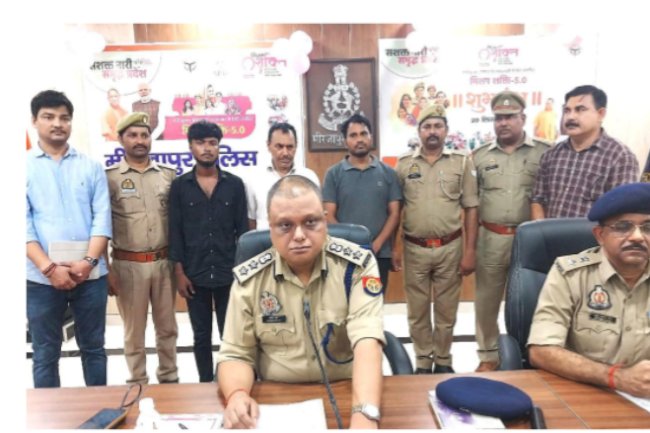 देवी माँ दुर्गा पर अश्लील गीत गाने /बनाने वाले गिरफ्तार 
