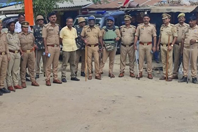 मुर्ती विसर्जन  के दौरान उपद्रव मचाने पर सख्त हुई पुलिस 