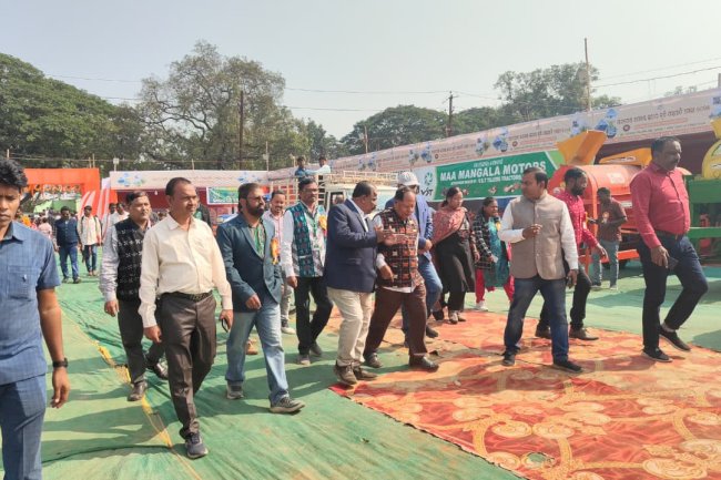 पानपोष उप विभागीय कृषि यंत्र मेला शुरू