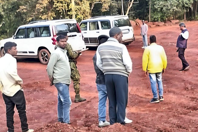 प्रसाशन और माफिया की मिलीभगत से फलफूल रहा है अवैध खनन का कारोबार