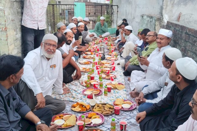 इंडियन जर्नलिस्ट एसोसिएशन द्वारा रोज़ा इफ्तार का आयोजन, भाईचारे और एकता का दिया संदेश ।