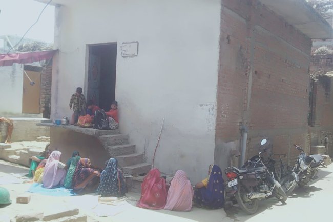 बंद कमरे में मिली सुनील कुमार का शव 